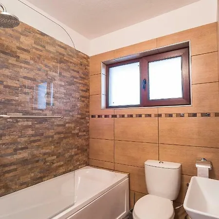 Luxury New Three Bedroom * Plovdiv