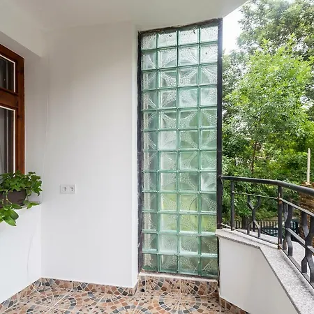 Luxury New Three Bedroom * Plovdiv